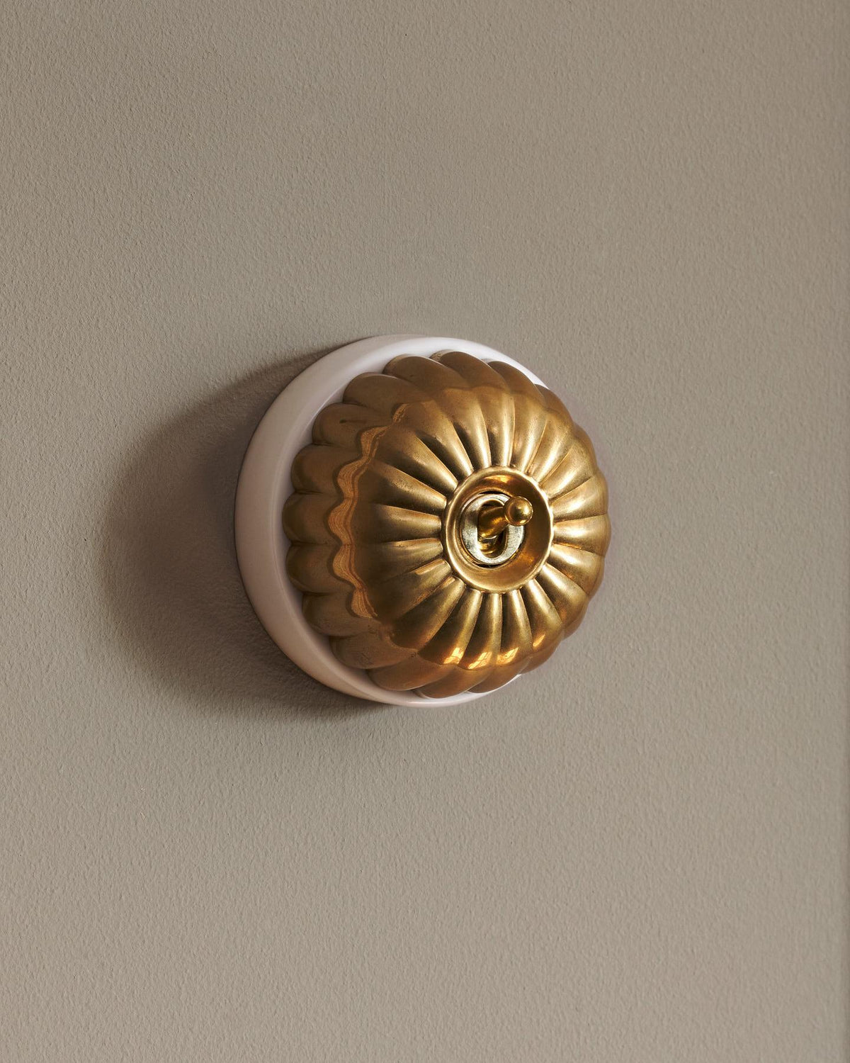 The Jelly Toggle Switch - Heirloom Brass, White Base, Single Way Retract TEST