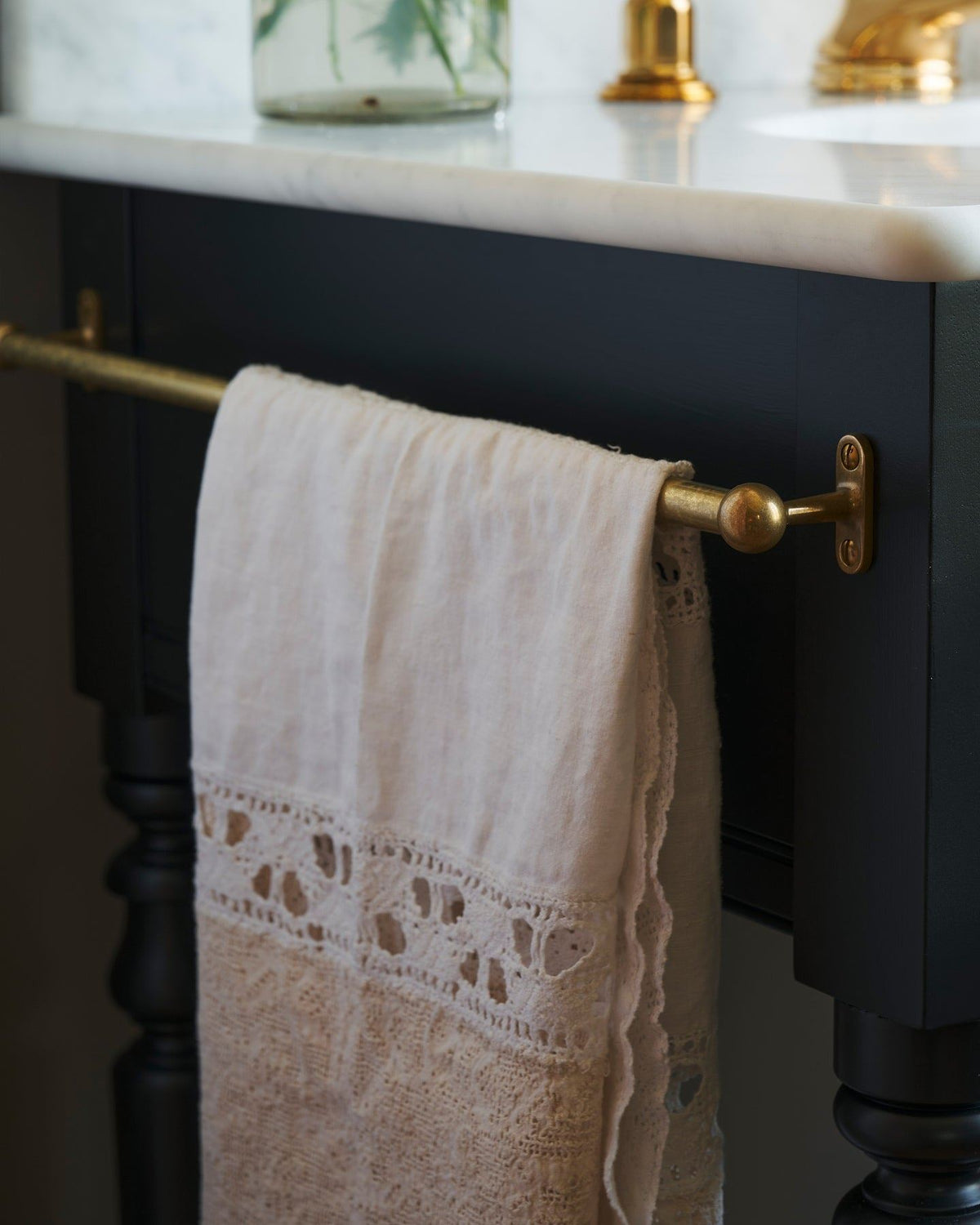 The Victorian Washstand - Mixer Tap, Twin, Printer's Black, Marble Worktop TEST