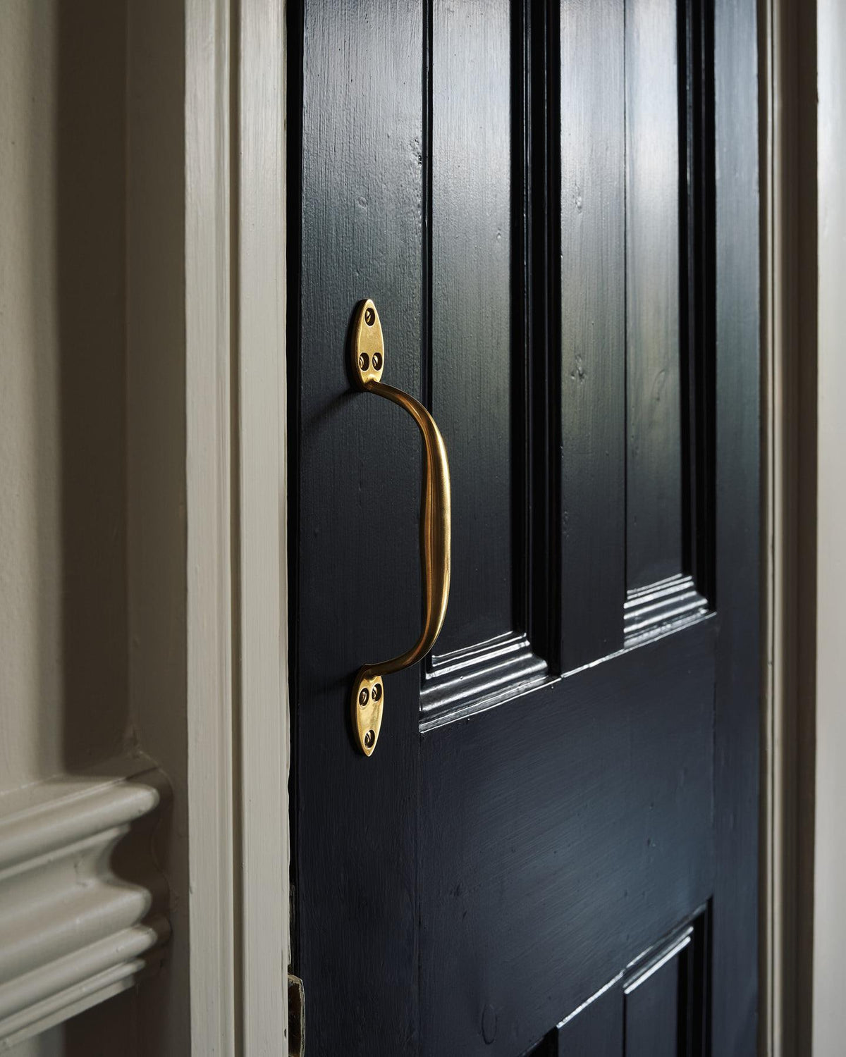 The Grand Elodie Pull Handle TEST