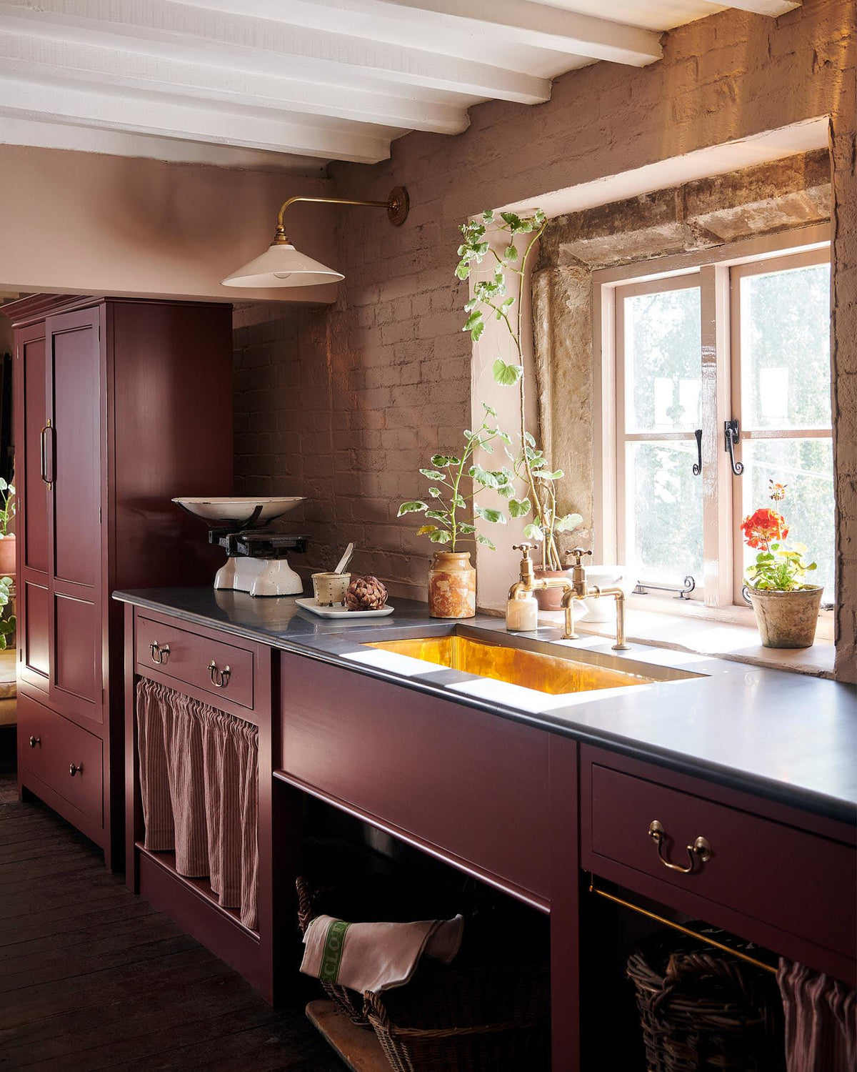 deVOL 1000 Single Polished Brass Sink TEST