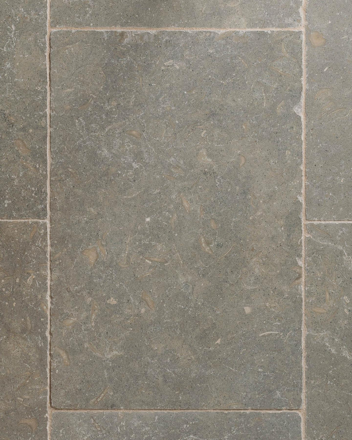 Seagrass Tumbled Limestone - 610mm x 406mm (10mm thick) TEST