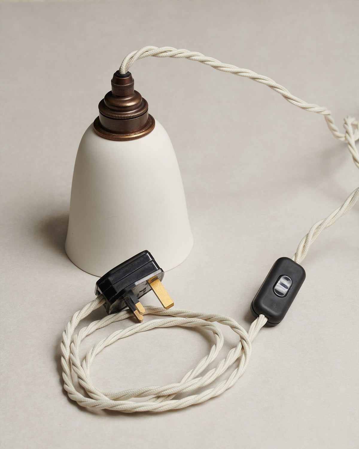 Large Plain Beaker Porcelain Plug-in Light TEST