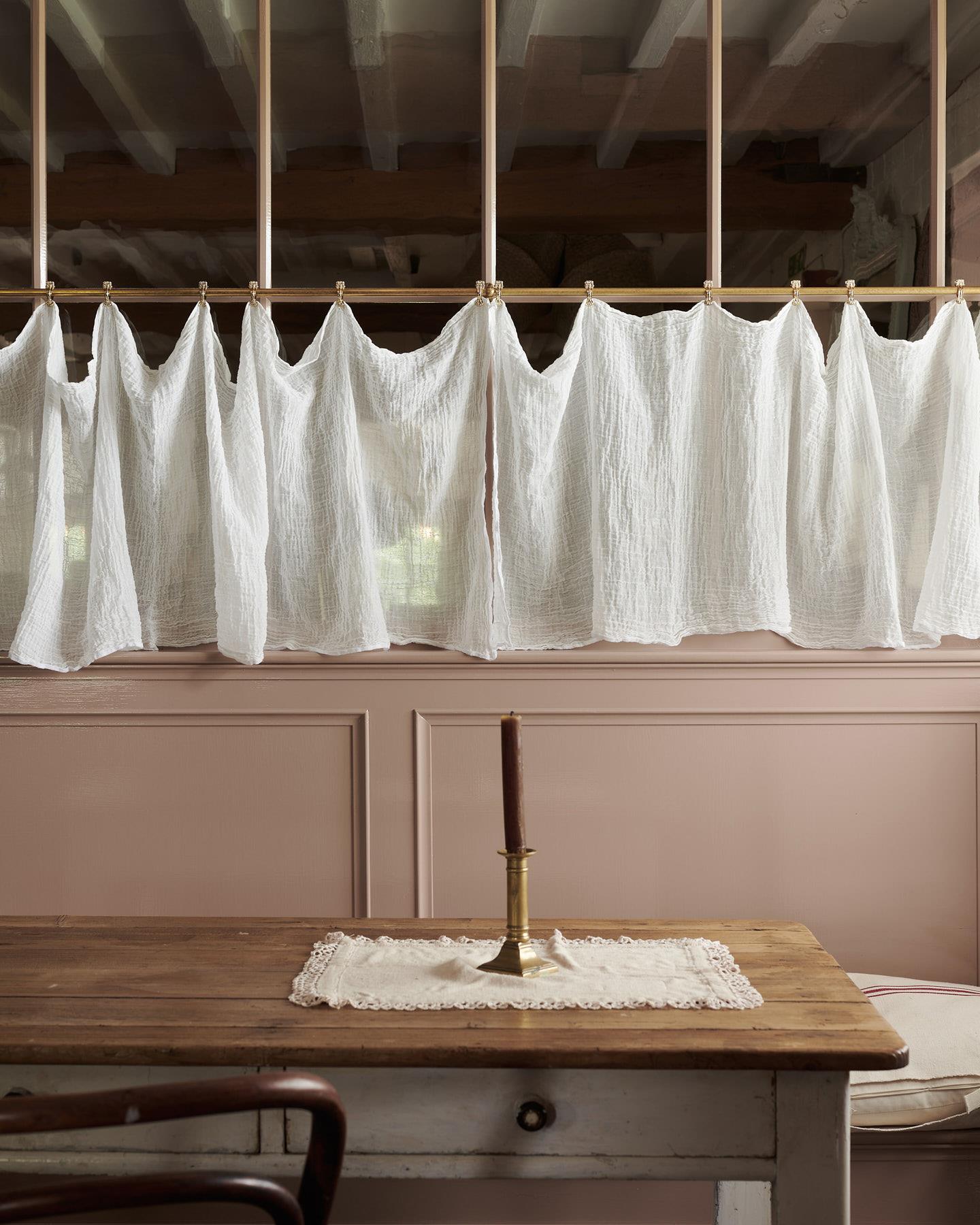 Aged Brass Café Curtain Rail - 3000mm rail with 4 brackets & 30 clips