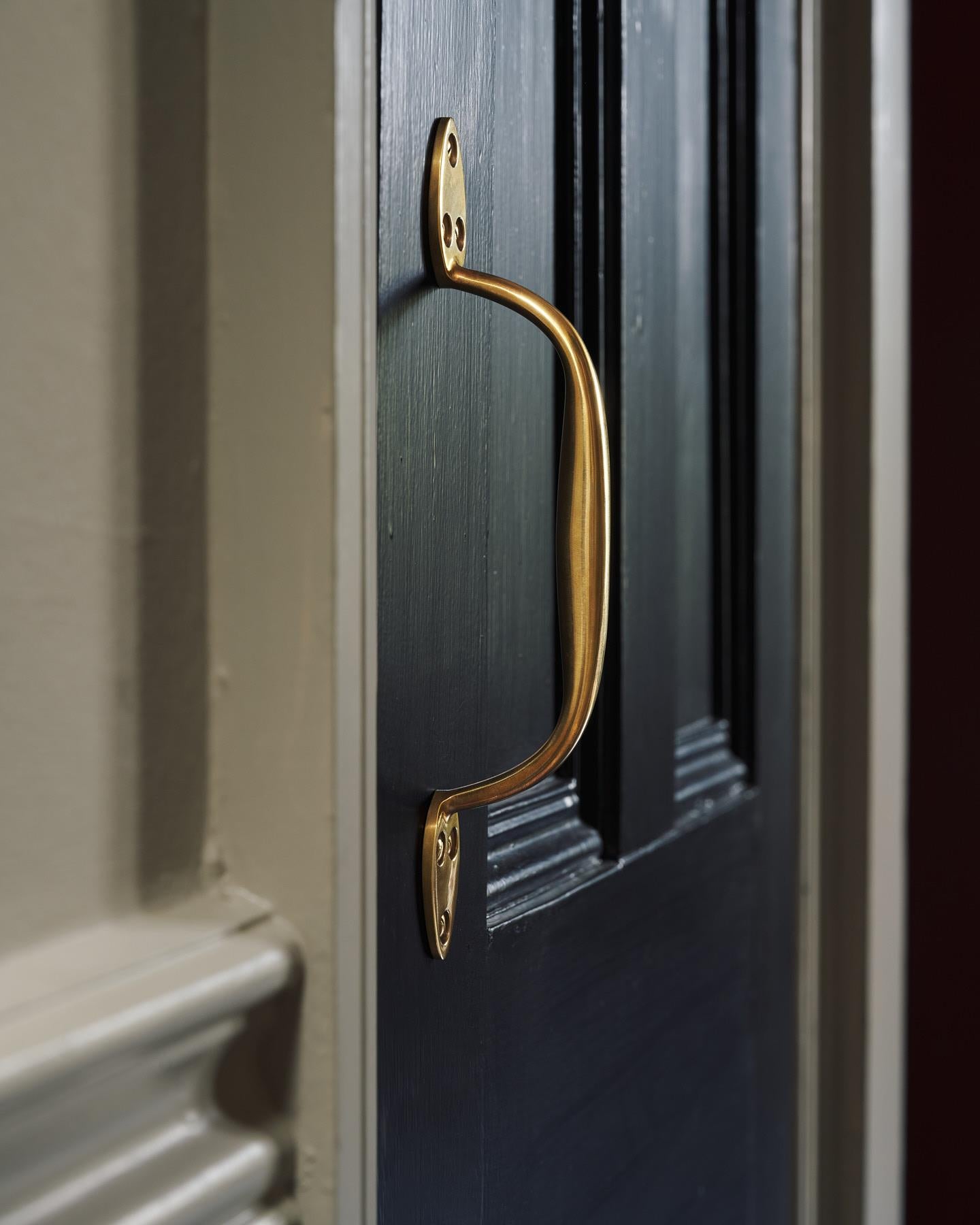 The Grand Elodie Pull Handle