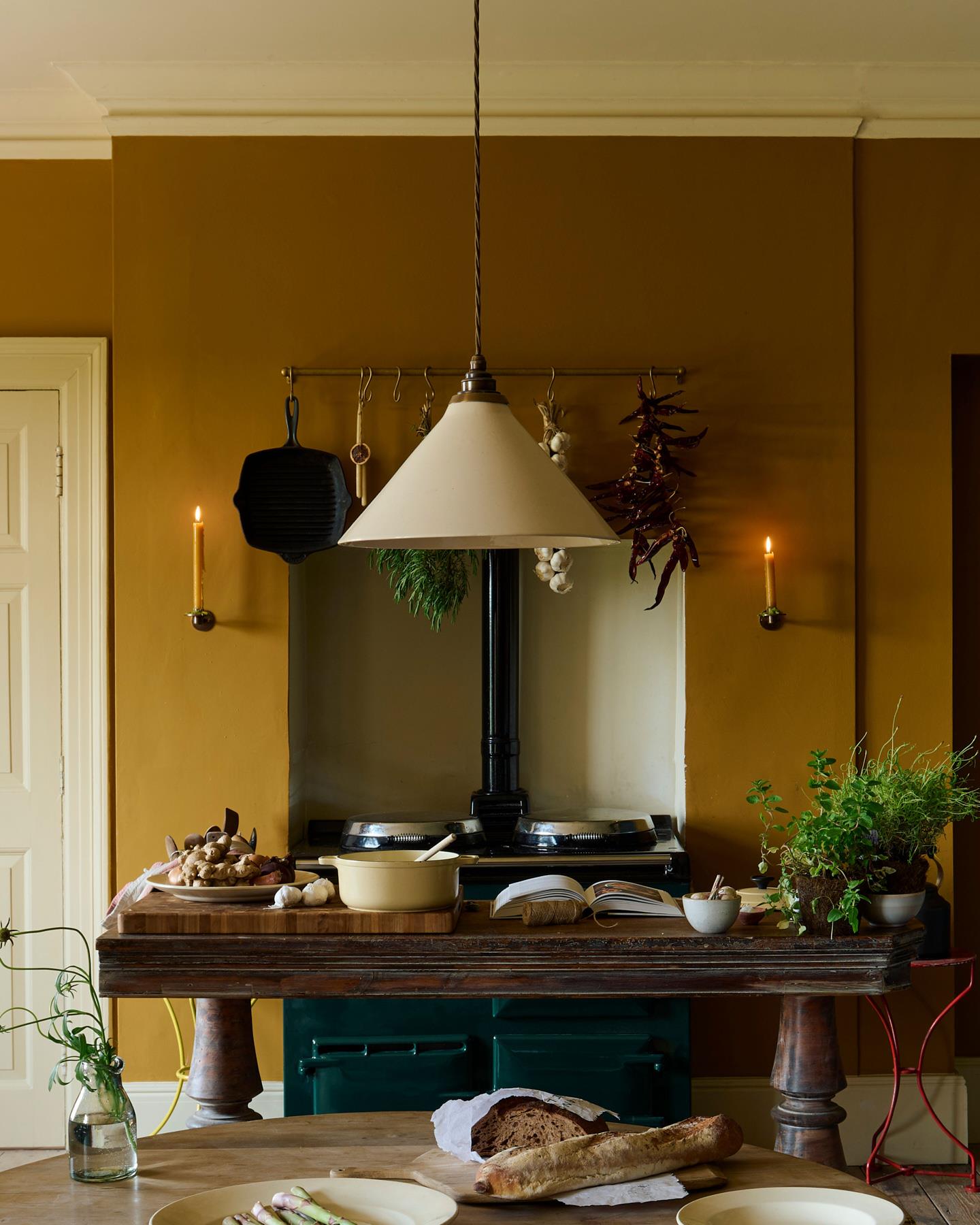 The Creamware Pendant Light - Large