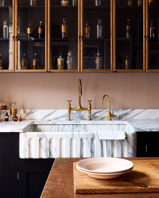 Tuscan Farmhouse 1000 Single Fluted Arabescato Marble Sink