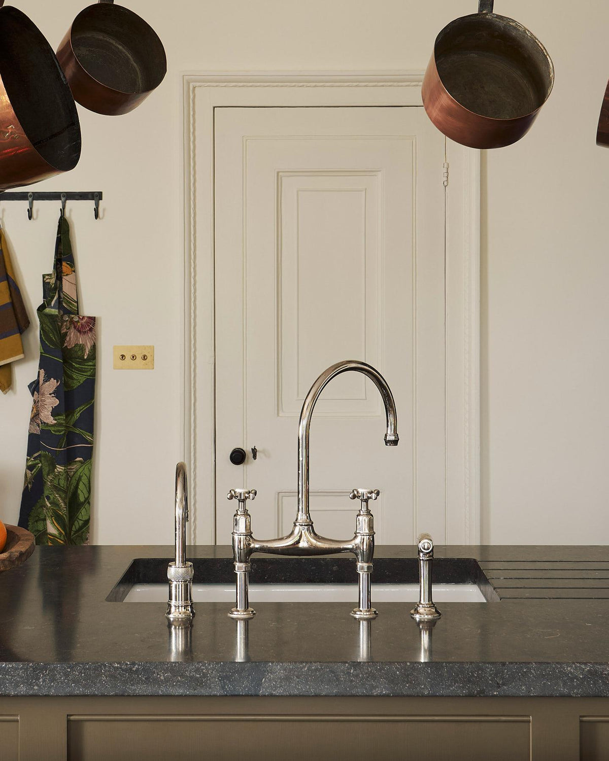 deVOL Nickel Ionian Tap with Rinse TEST