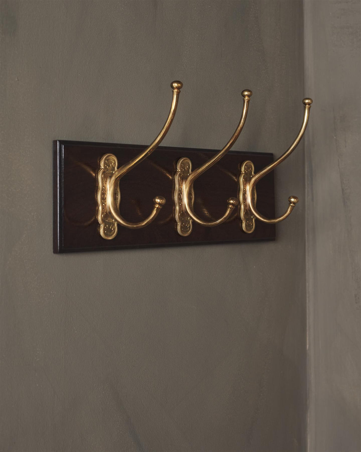 The Grand Parisian Café Hook Rack - 6 Hooks, Mahogany Finish TEST