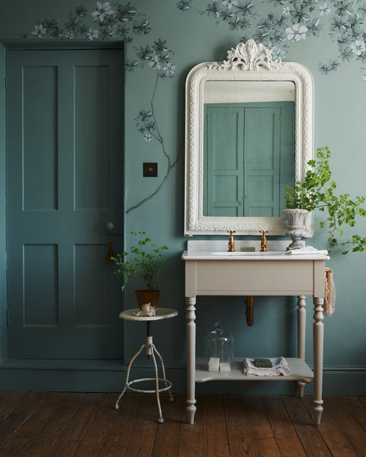 The Victorian Washstand - Pillar Taps, Medium, Mushroom