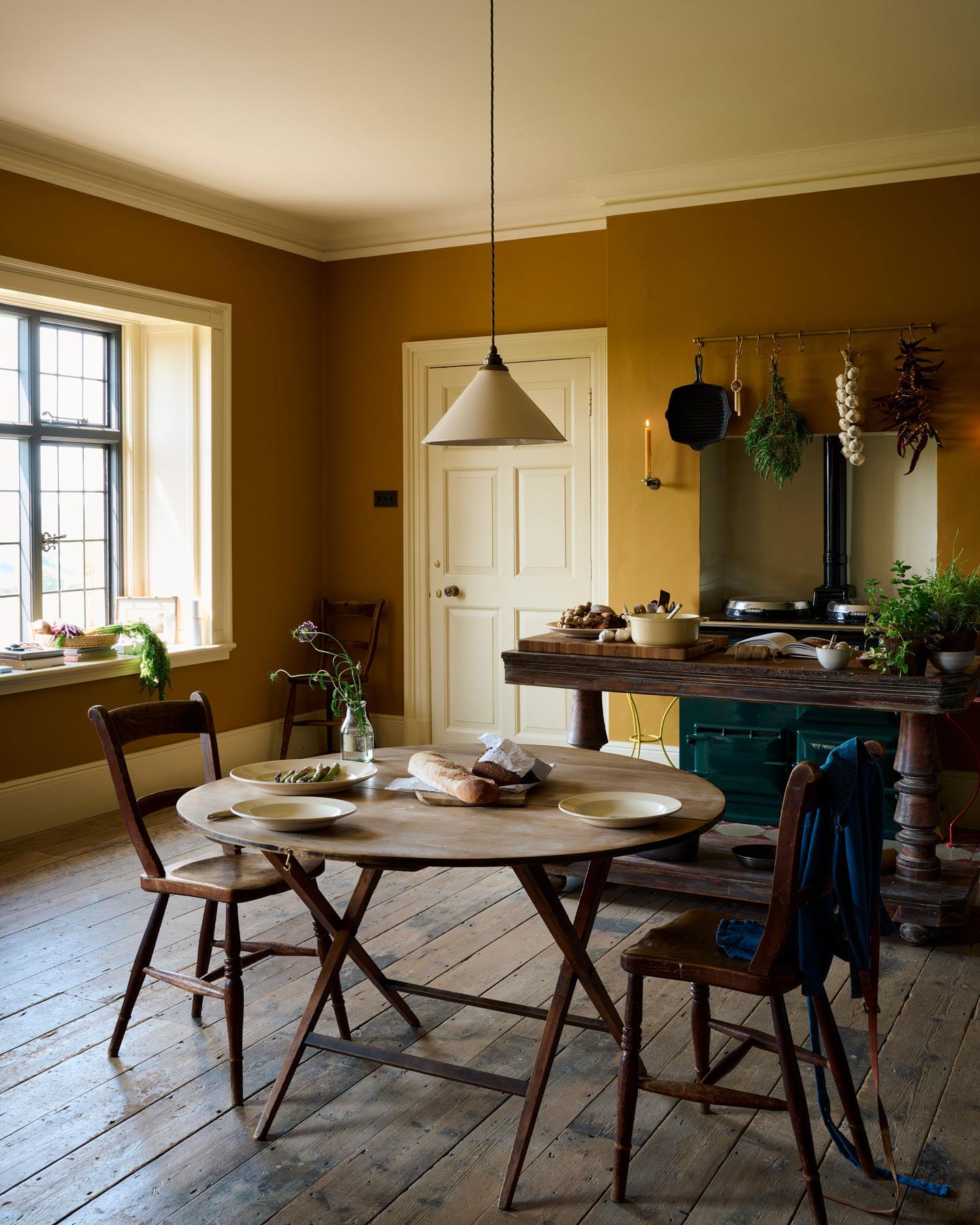 The Creamware Pendant Light - Large