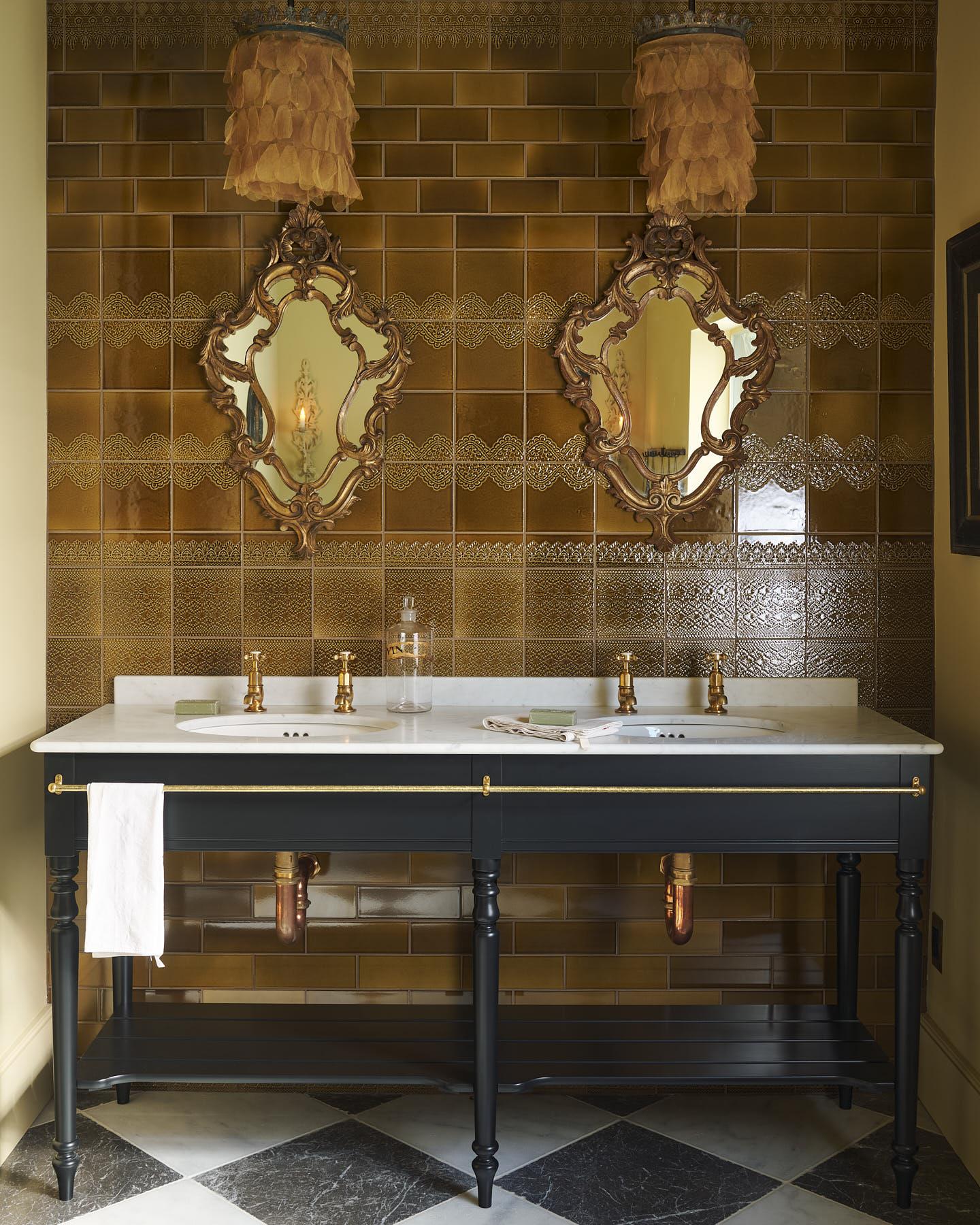 Sepia Lace Market Tiles - Florentine Scallop Square