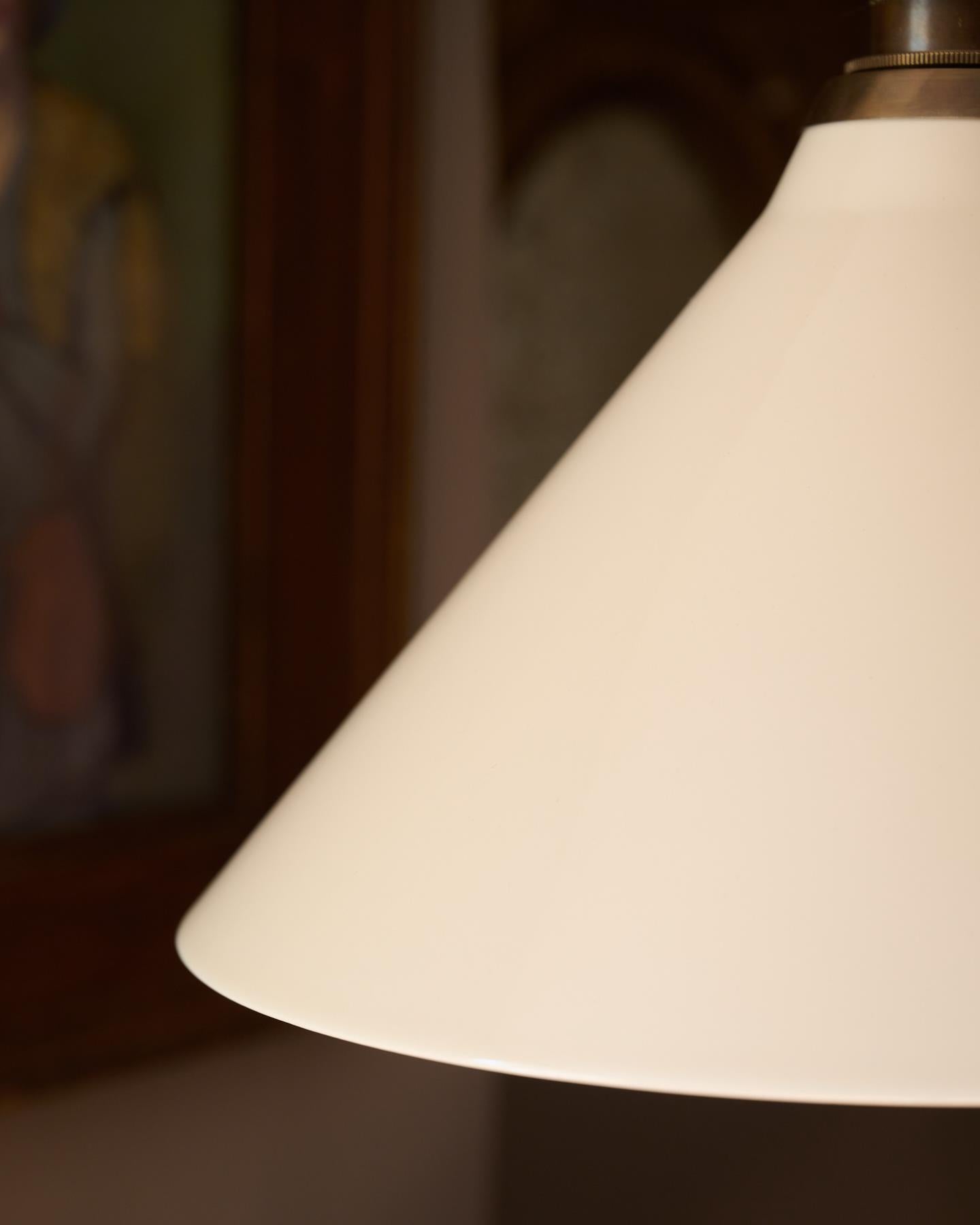 The Creamware Pendant Light - Large