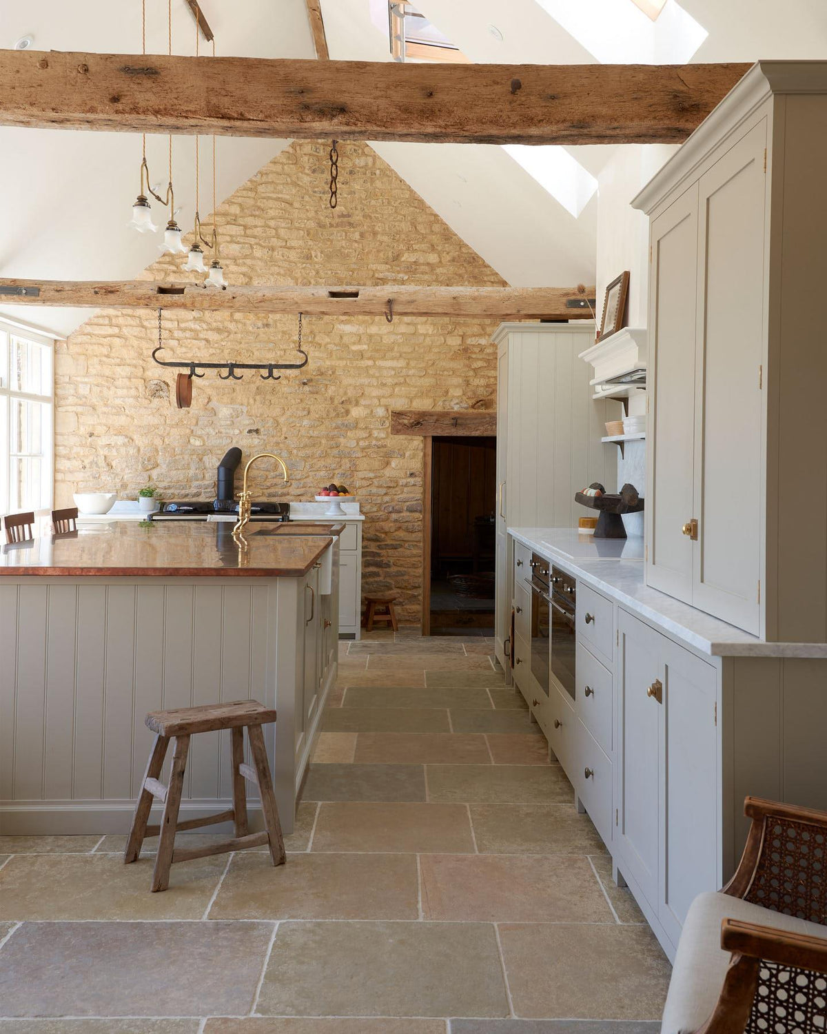 Jaipur Brushed Limestone - 500mm x free lengths (22mm thick) TEST