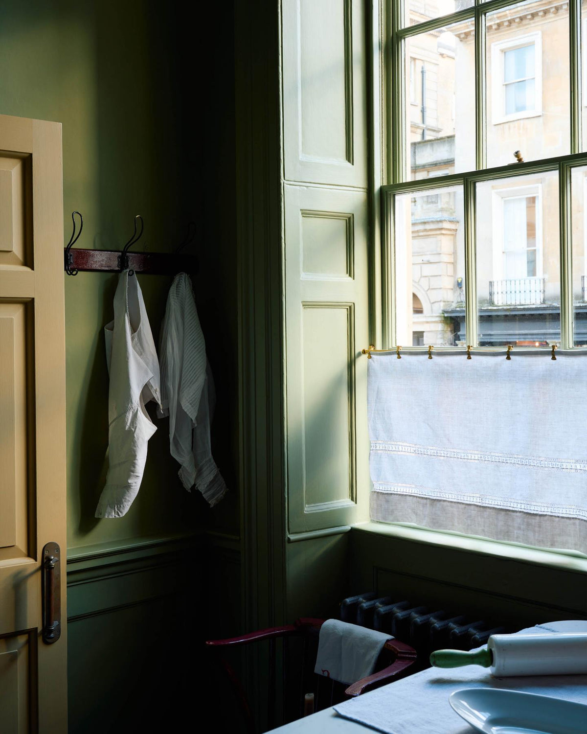 Aged Brass Café Curtain Rail - 3000mm rail with 4 brackets & 30 clips TEST