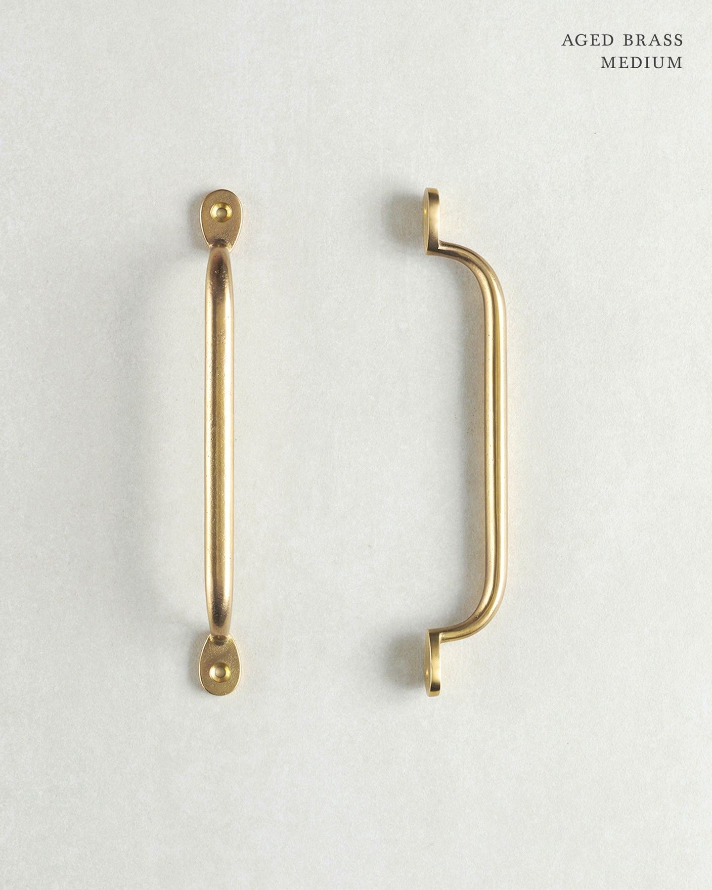 Aged Brass Pull Handle - Medium