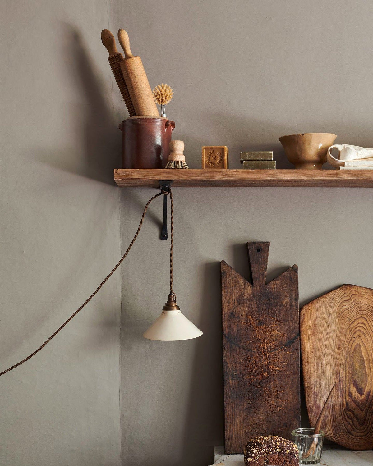 Iron Shelf Bracket with Square Bar TEST