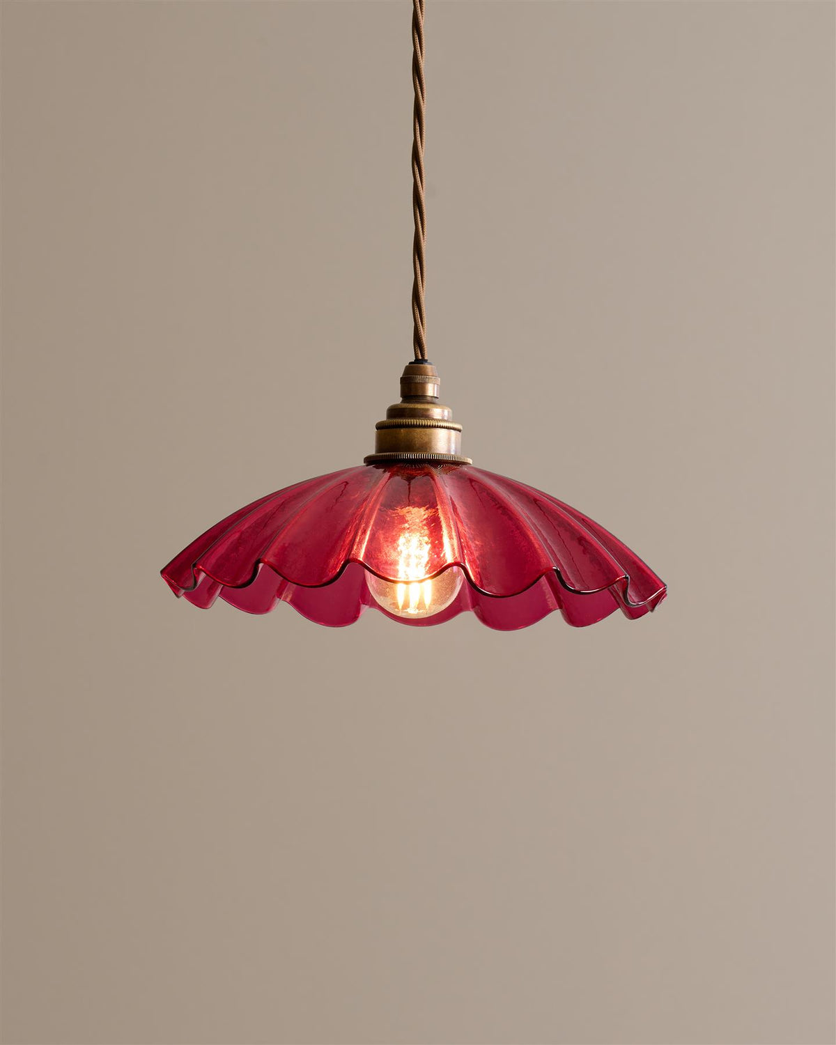 The Petite Frilly Cranberry Light TEST