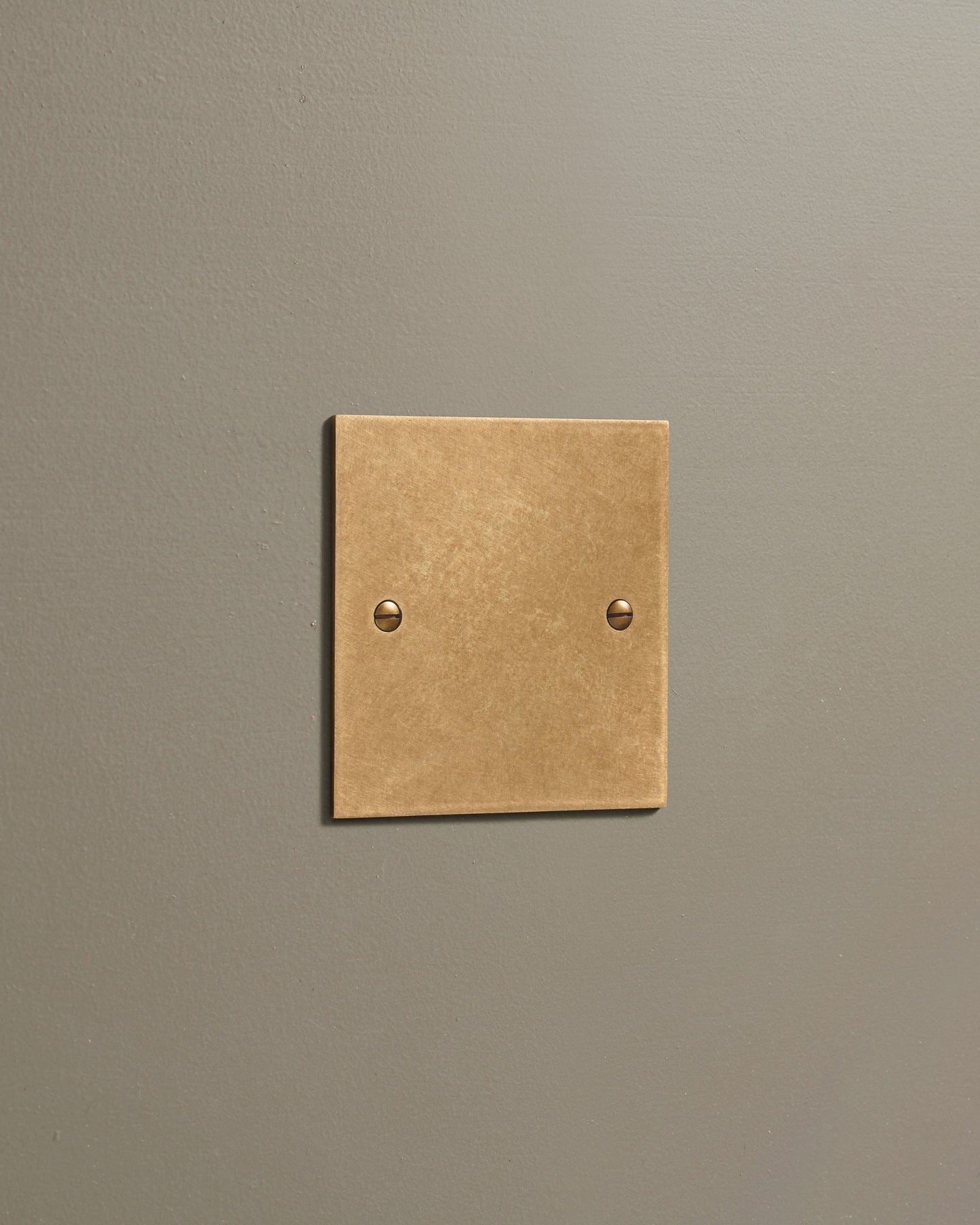 Aged Brass Classic Blank Plate