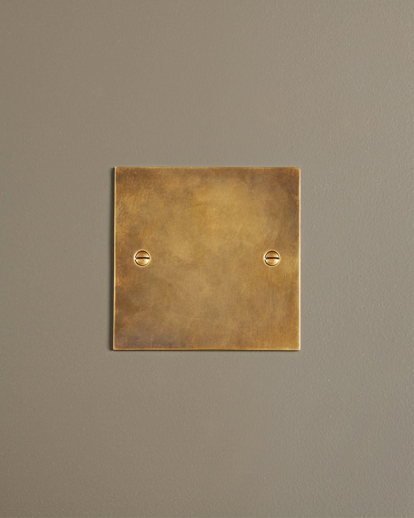 Heirloom Brass Classic Blank Plate
