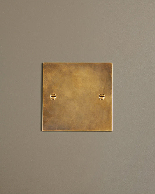 Heirloom Brass Classic Blank Plate