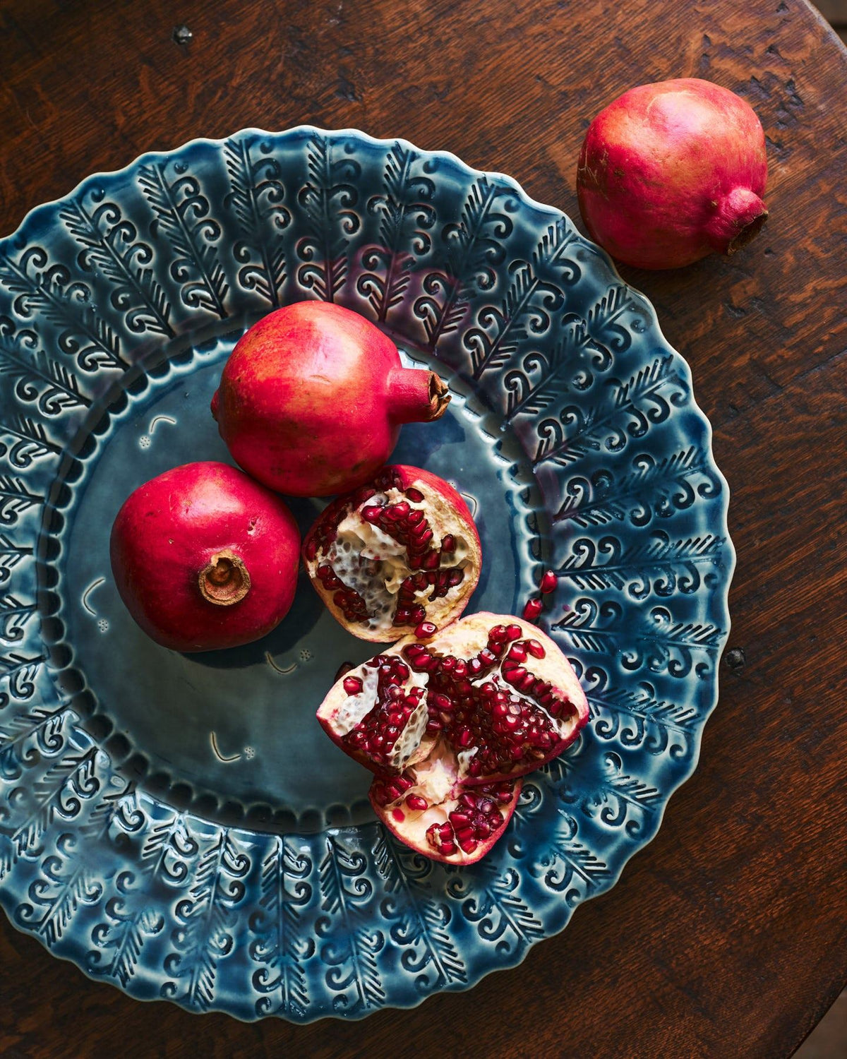 Grand Heirloom Platter - Indigo Blue TEST