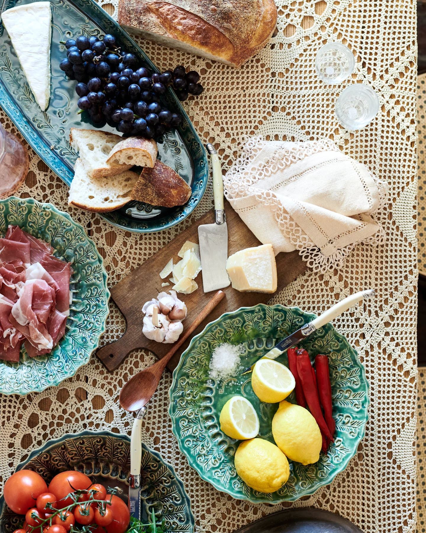 Round Heirloom Platter - Sea Green