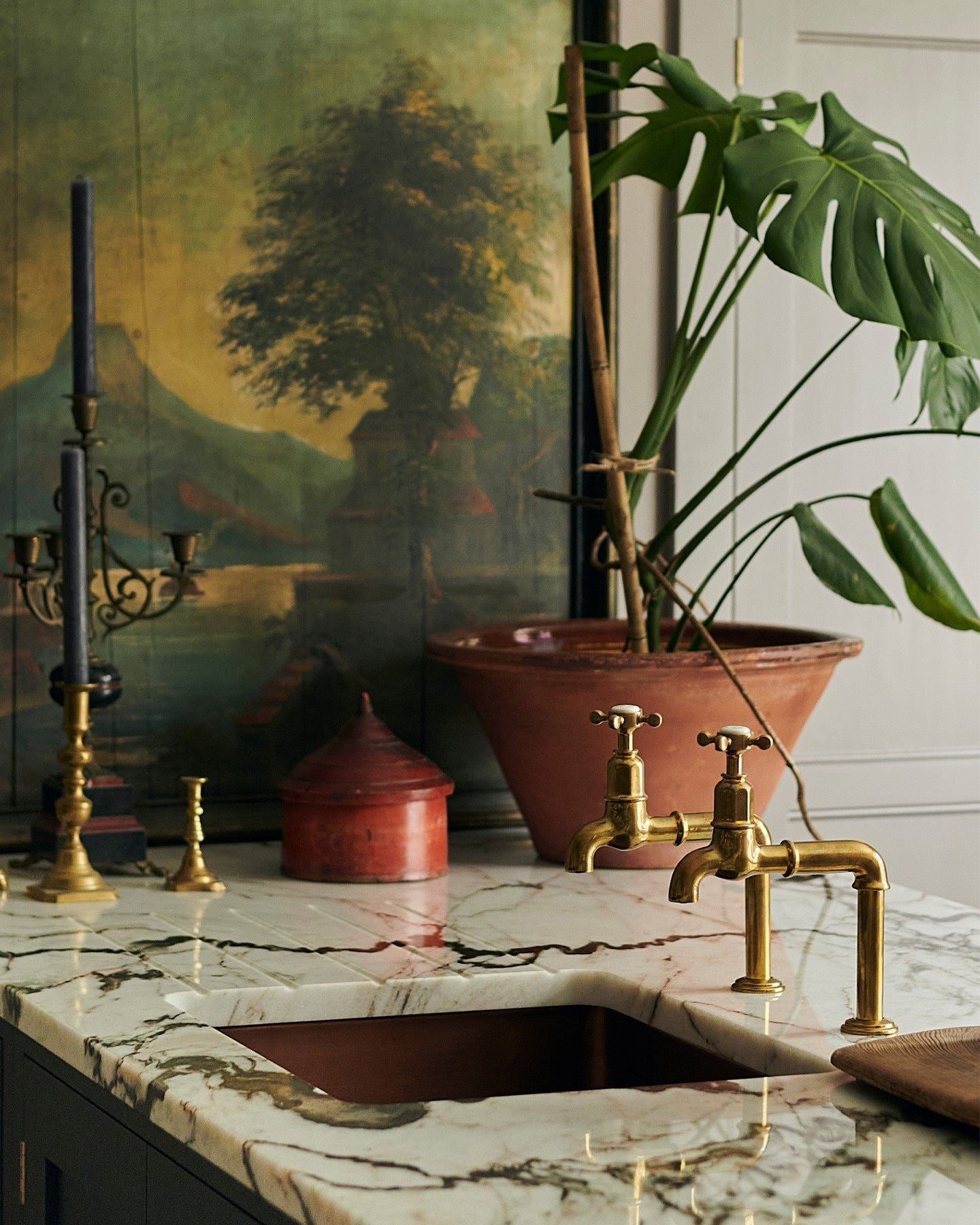 deVOL Aged Brass Mayan Taps
